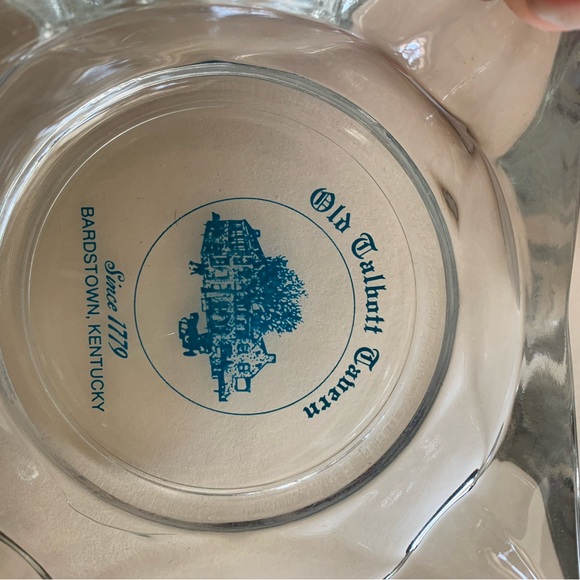 2-Vintage Ashtrays Tobaccoville Doral cigarette and Old Talbots Tavern KY - Picture 4 of 6